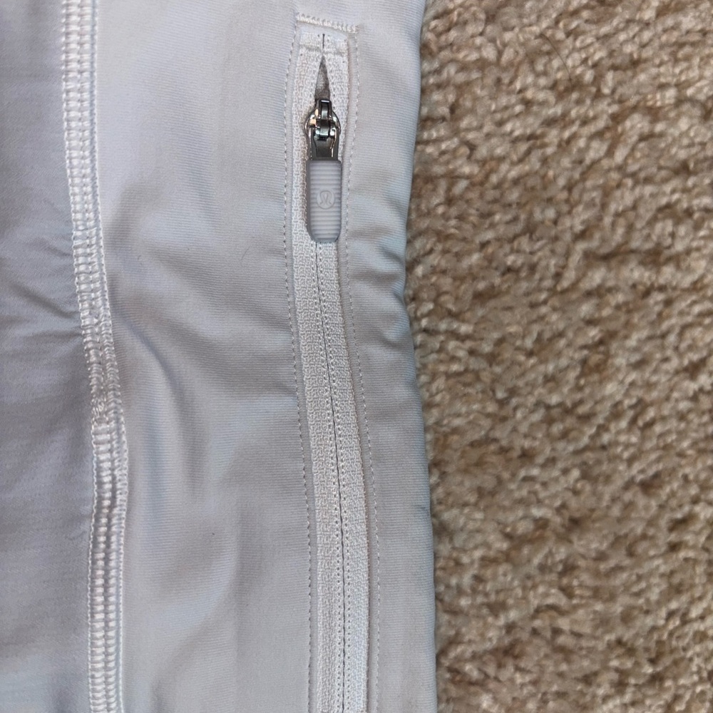 Lululemon PaceRival skirt - Picture 4 of 6